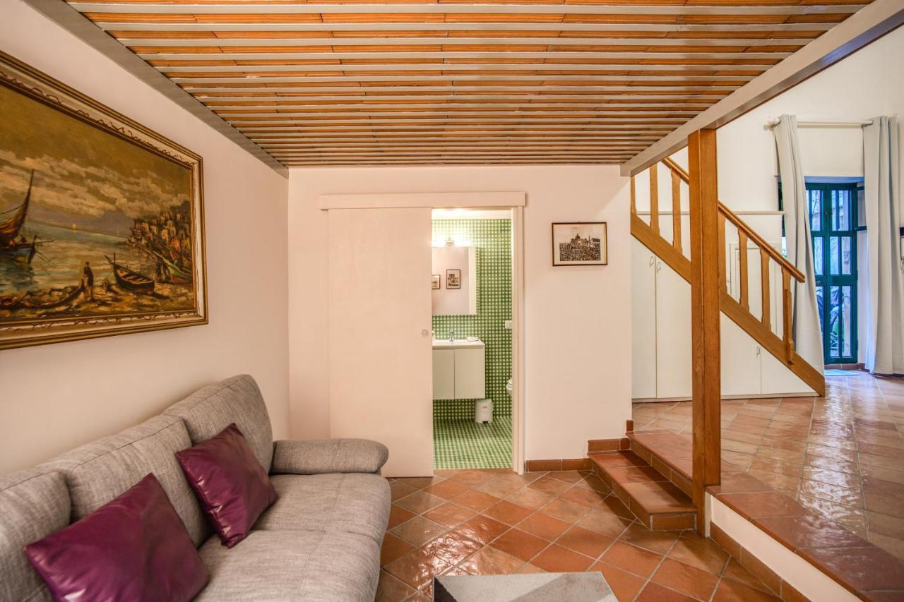 Le Case Di Andrea - Nel Cuore Di Trastevere Řím Exteriér fotografie